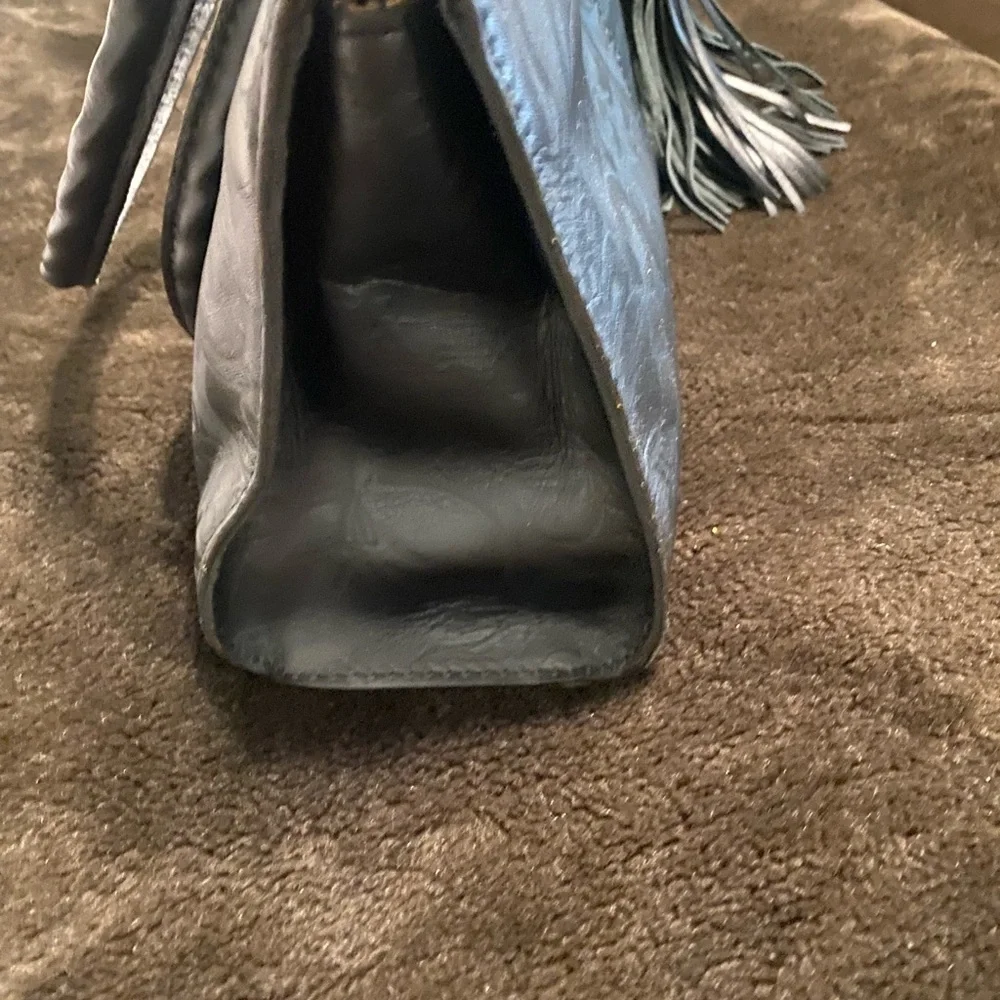 Patricia Nash Black Floral Embossed Shoulder Bag - Picture 6 of 12